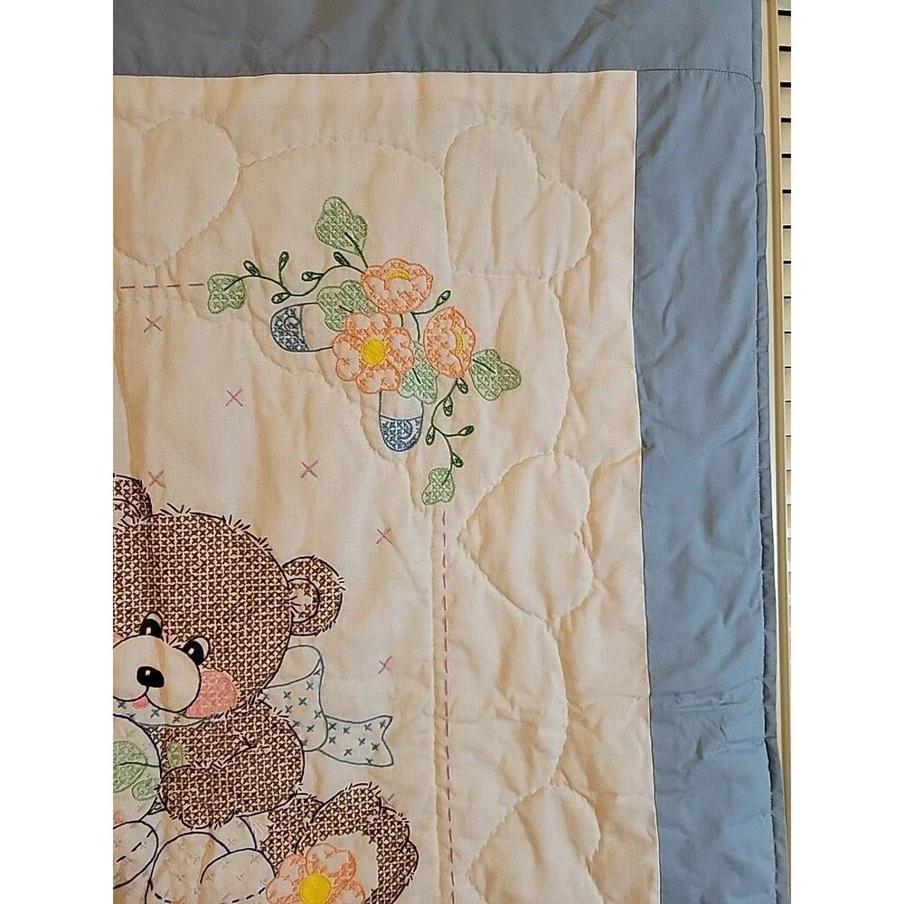 Vintage Baby Comforter Blanket Handmade Bear & Hearts Crib Quilt Nursery 34